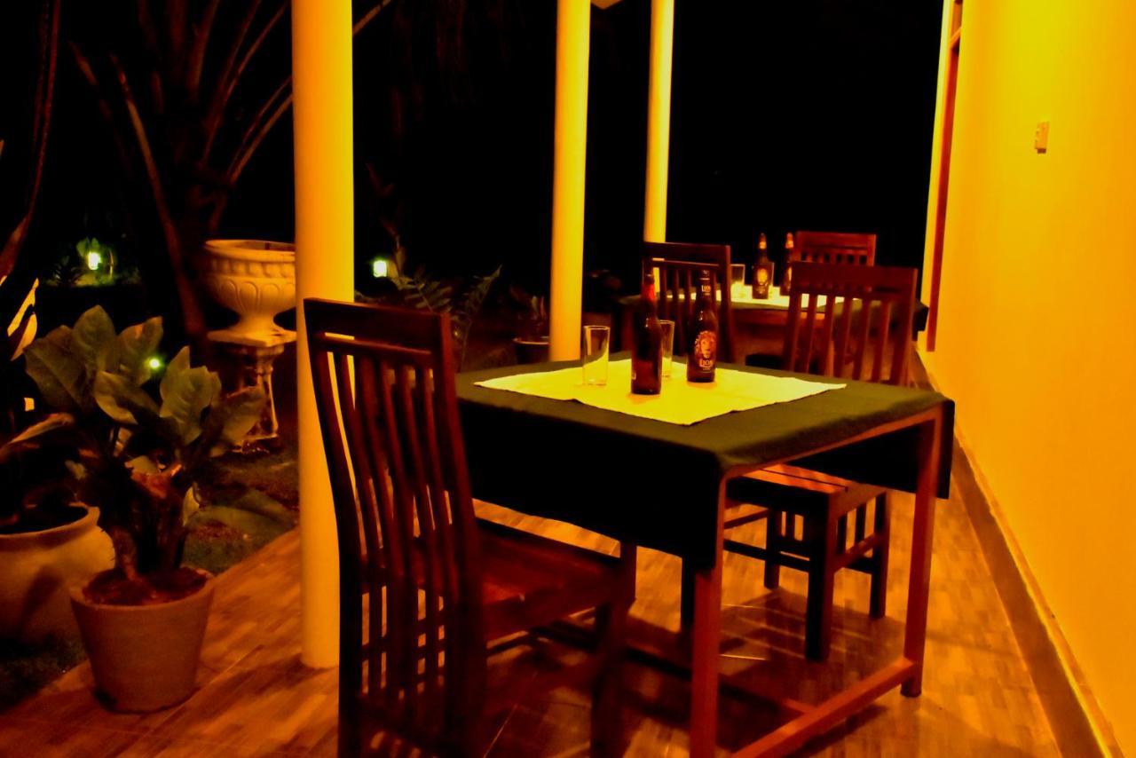Little Ele Safari Lodge Udawalawe Buitenkant foto